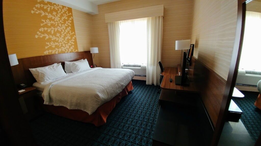 Hotel Fairfield & By Marriott Barrie